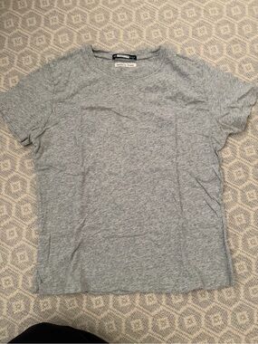 Brandy Melville Gray Short Sleeve Tee